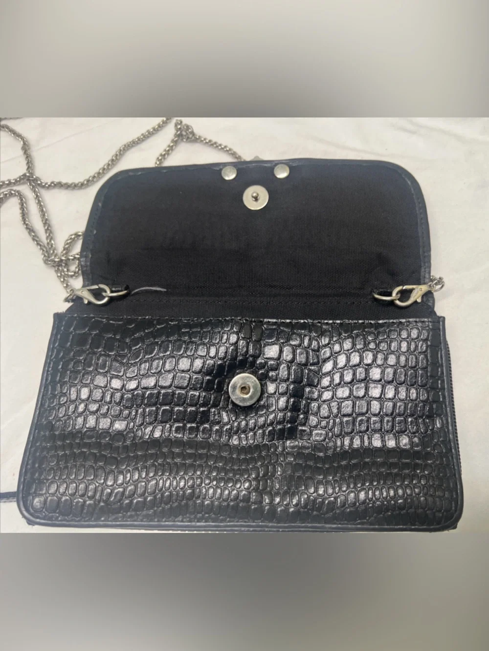 VTG Black Leather Wallet Clutch Crossbody Chain Strap Organizer Purse